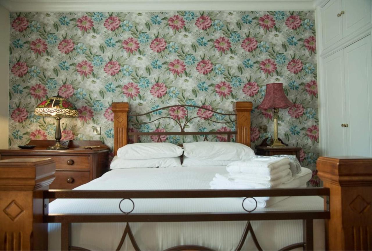 The Royal Bed and Breakfast Barmouth Buitenkant foto