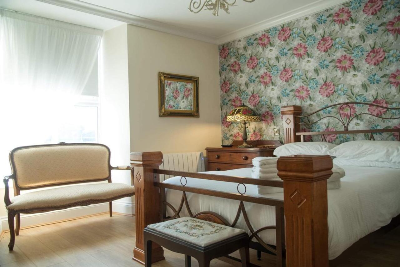 The Royal Bed and Breakfast Barmouth Buitenkant foto
