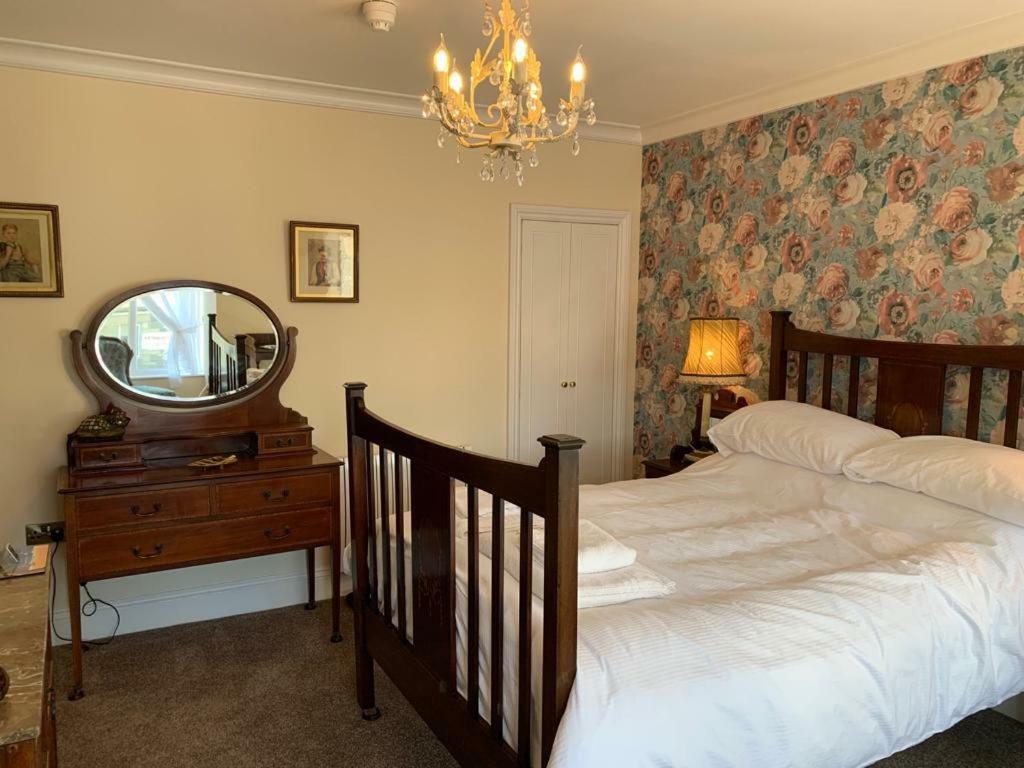 The Royal Bed and Breakfast Barmouth Buitenkant foto