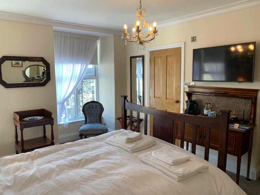 The Royal Bed and Breakfast Barmouth Buitenkant foto